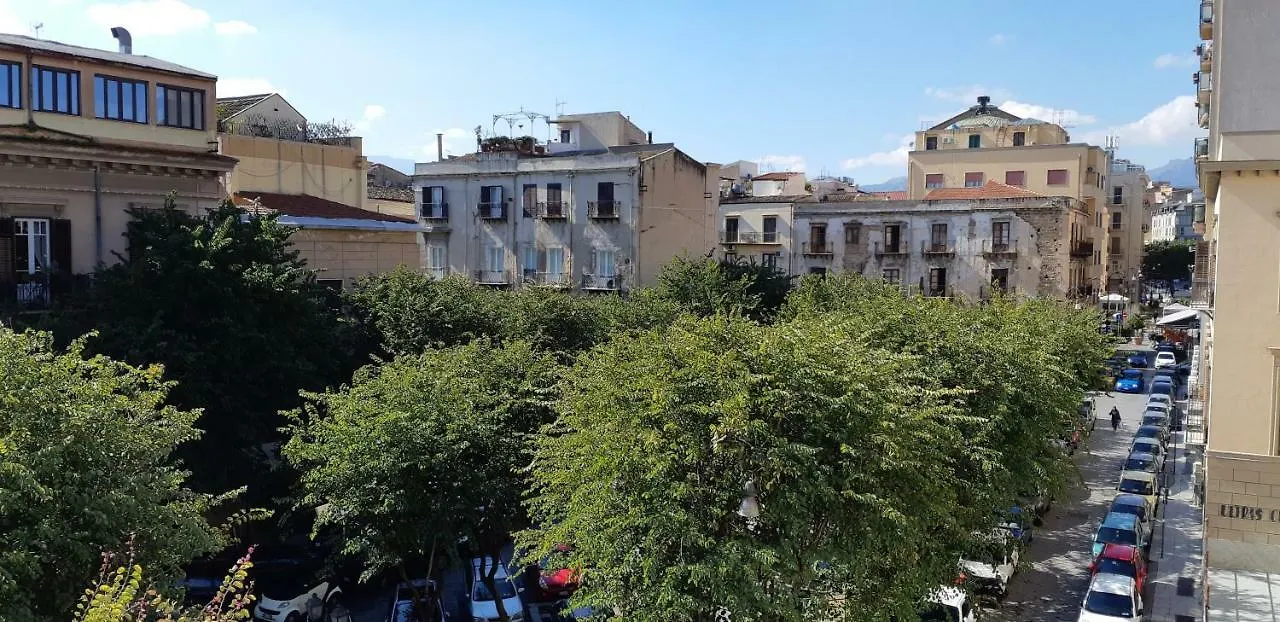 Cavour Il Conte Camillo Bed & Breakfast Palermo 3*,